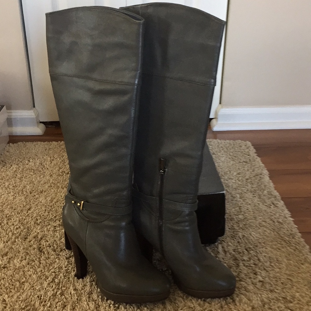 Heeled boot